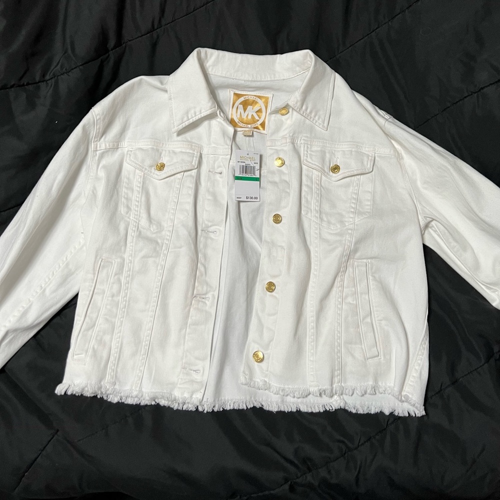 Beautiful Michael Kors white jean jacket😍